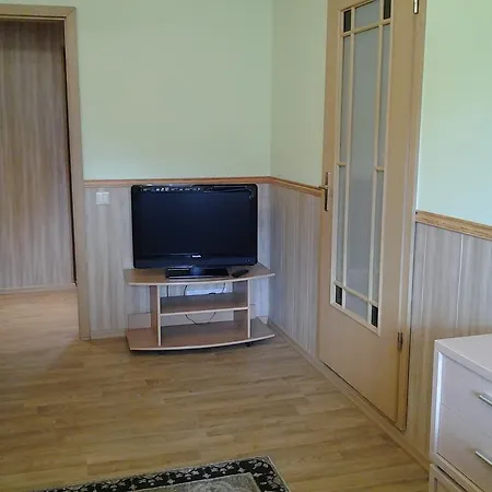 Apartman Jaani 2 *